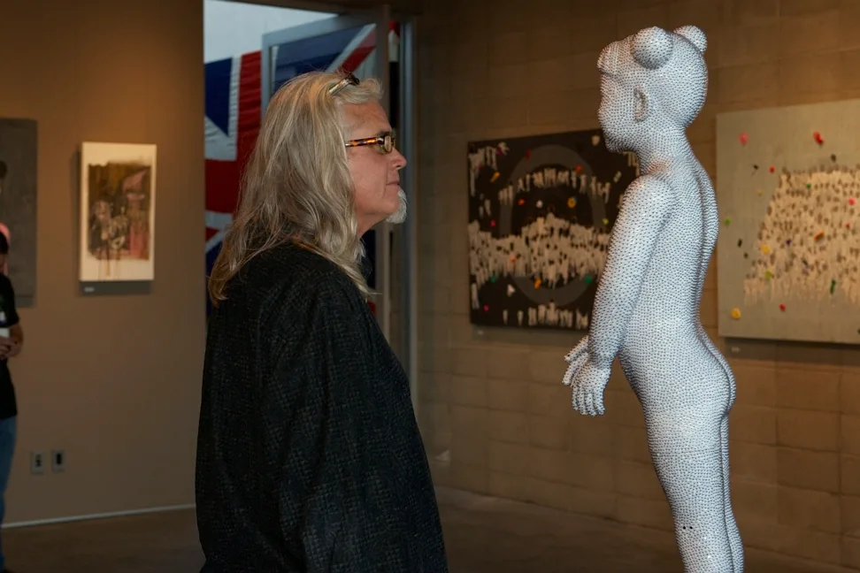 LONDON CALLING 3 10 08 004772