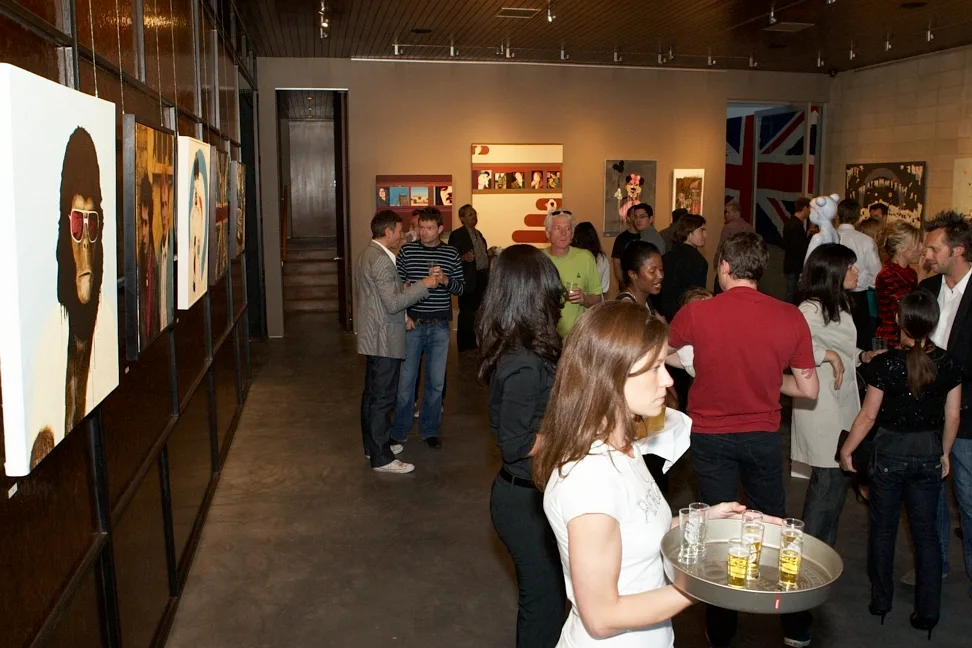 LONDON CALLING 3 10 08 004841